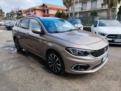 Usata Fiat Tipo Lounge 120 CV (88 kW) 2017 Bronzo Berlina