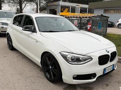 Usata BMW 118 Sport Line 143 CV (105 kW) 2013 Bianco Utilitaria