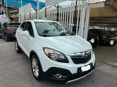 Usata Opel Mokka 140 CV (102 kW) 2015 Bianco SUV