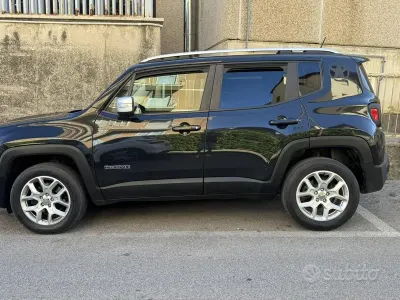 Usata Jeep Renegade 140 CV (102 kW) 2015 Nero SUV