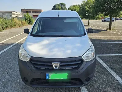 Usata Dacia Dokker Lauréate 83 CV (61 kW) 2015 Monovolume