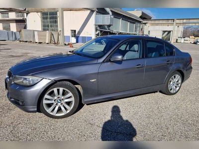 usata BMW 320 320 d Coupe xdrive Attiva 184cv