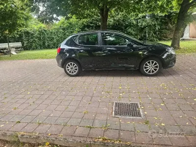 Usata Seat Ibiza 69 CV (50 kW) 2011 Nero Berlina