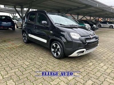 Ny Fiat Panda Cross Cross 69 HK (50 kW) 2026 Svart Halvkombi