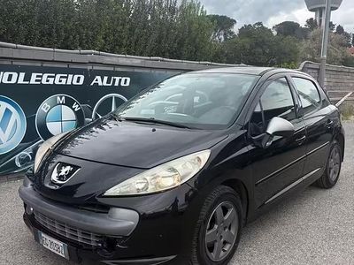 Usata Peugeot 207 70 CV (51 kW) 2011 Nero Berlina