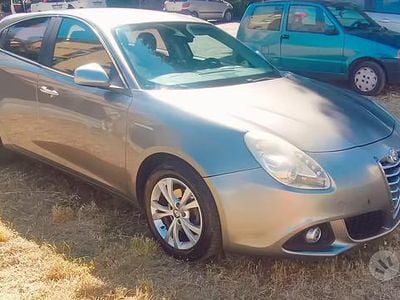Usata Alfa Romeo Giulietta Progression 105 CV (77 kW) 2013 Grigio Utilitaria