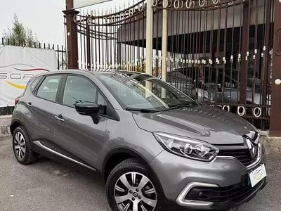 Usata Renault Captur Life 90 CV (66 kW) 2018 Grigio SUV