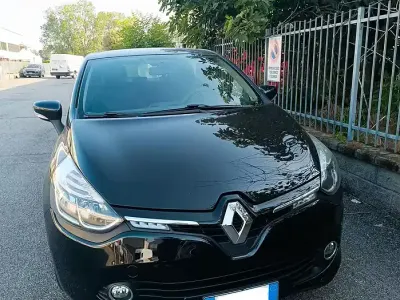 Usata Renault Clio IV 75 CV (55 kW) 2015 Berlina
