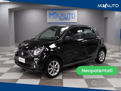 Usata Smart ForFour Passion 71 CV (52 kW) 2017 Nero Utilitaria