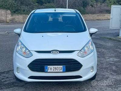 Usata Ford B-MAX 90 CV (66 kW) 2017 Bianco Monovolume