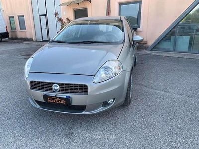 Usata Fiat Grande Punto Active 75 CV (55 kW) 2008 Grigio Utilitaria