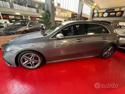 Usata Mercedes A180 Advanced Plus 116 CV (85 kW) 2023 Grigio Berlina