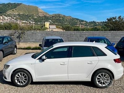 Usata Audi A3 Attraction 110 CV (80 kW) 2016 Bianco Berlina