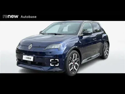 Usata Renault 5 E-Tech Iconic 110 kW (150 CV) 2024 Blu scuro