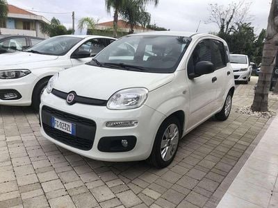 Usata Fiat Panda Lounge 80 CV (58 kW) 2016 Bianco Utilitaria