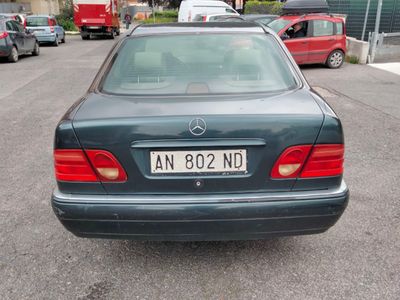 usata Mercedes E200 1997