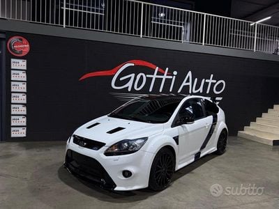 Usata Ford Focus RS 305 CV (224 kW) 2010 Bianco Utilitaria