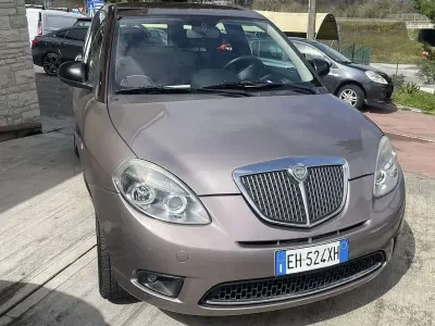 Usata Lancia Ypsilon