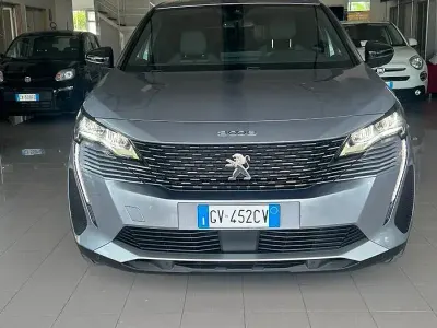 Usata Peugeot 3008 Allure 131 CV (96 kW) 2023 Grigio SUV
