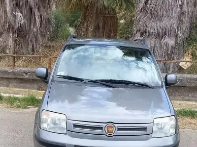 Usata Fiat Panda 69 CV (50 kW) 2011 Grigio Utilitaria