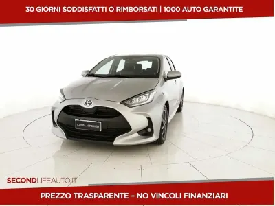 Usata Toyota Yaris Trend 116 CV (85 kW) 2023 Argento Utilitaria