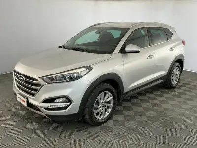 Usata Hyundai Tucson Xpossible 116 CV (85 kW) 2016 Grigio SUV