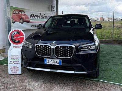 Usata BMW X4 190 CV (139 kW) 2022 Nero sappphire SUV