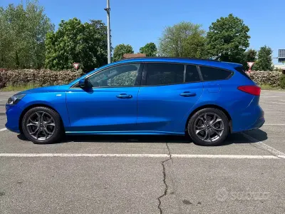 Usata Ford Focus ST-Line 125 CV (91 kW) 2019 Blu Station wagon
