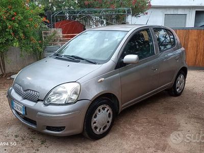 usata Toyota Yaris - 2003