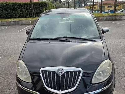 Usata Lancia Musa 95 CV (69 kW) 2012 Nero Monovolume