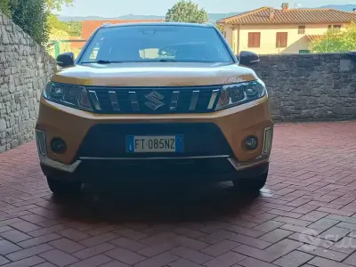 Usata Suzuki Vitara 140 CV (102 kW) 2019 Giallo SUV