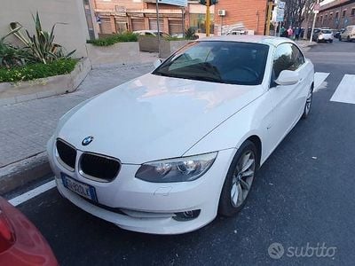 Usata BMW 320 Cabriolet 184 CV (135 kW) 2010 Bianco Cabrio