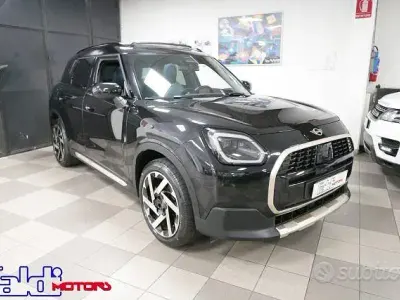 Usata Mini Countryman Favoured 156 CV (114 kW) 2025 Nero SUV