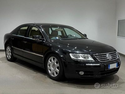 Usata VW Phaeton 241 CV (177 kW) 2002 Nero Berlina