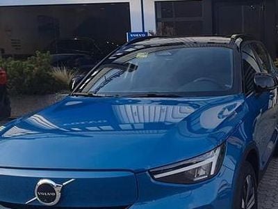 Usata Volvo XC40 169 kW (231 CV) 2022 Blu SUV