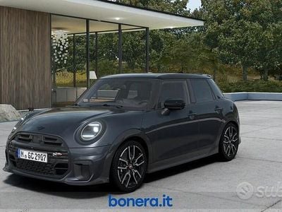 Usata Mini John Cooper Works 204 CV (150 kW) 2024 Legend grey Utilitaria