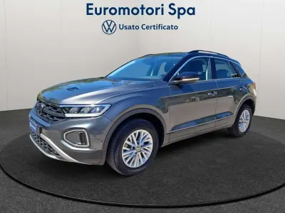 Usata VW T-Roc Life 150 CV (110 kW) 2025 Grigio SUV