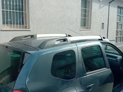 Usata Dacia Duster Lauréate 2015 Grigio SUV