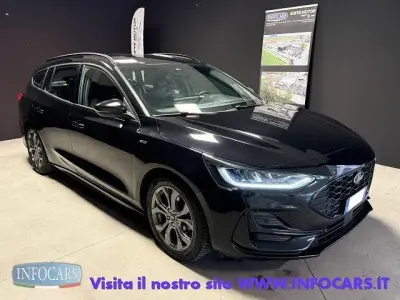 Usata Ford Focus ST-Line 155 CV (114 kW) 2023 Nero metallizzato Station wagon