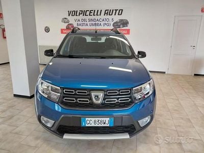 Usata Dacia Sandero 100 CV (73 kW) 2020 Blu Berlina