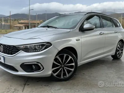 Usata Fiat Tipo Lounge 120 CV (88 kW) 2019 Grigio Station wagon