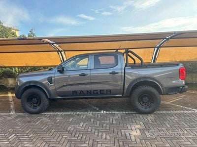 Usata Ford Ranger 170 CV (125 kW) 2023 Grigio Pick-up