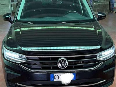Usata VW Tiguan Life 150 CV (110 kW) 2020 Nero SUV
