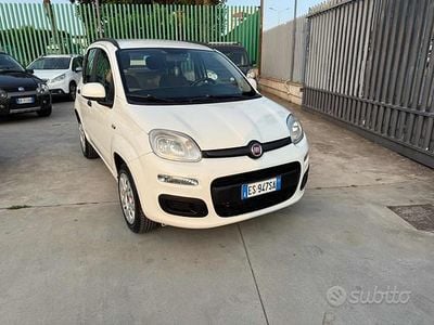 Usata Fiat Panda Lounge 85 CV (62 kW) 2014 Bianco Utilitaria