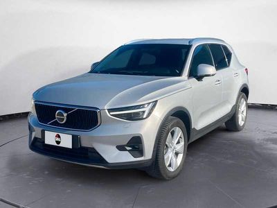 Usata Volvo XC40 Core 163 CV (119 kW) 2025 Argento SUV