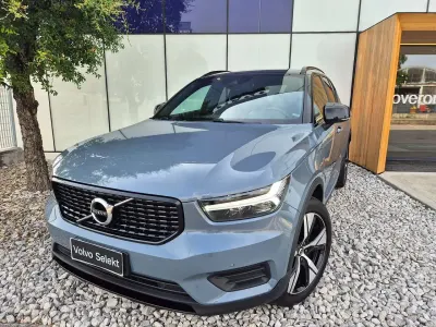 Usata Volvo XC40 R-Design 179 CV (131 kW) 2022 Thunder grey SUV