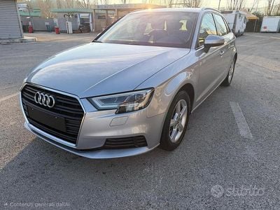 Usata Audi A3 Ambiente 110 CV (80 kW) 2017 Grigio Berlina