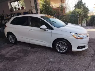 Usata Citroën C4 Business Class 90 CV (66 kW) 2010 Berlina