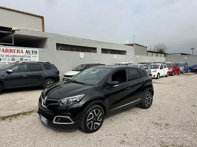 Usata Renault Captur 90 CV (66 kW) 2015 Nero SUV