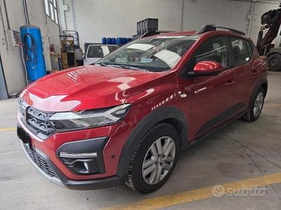 Usata Dacia Sandero Stepway 101 CV (74 kW) 2022 Rosso Utilitaria